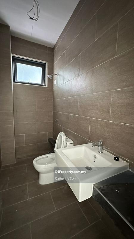 Service Residence for Sale in Ong Kim Wee Residence by Catherine Soh - iProperty.com.my