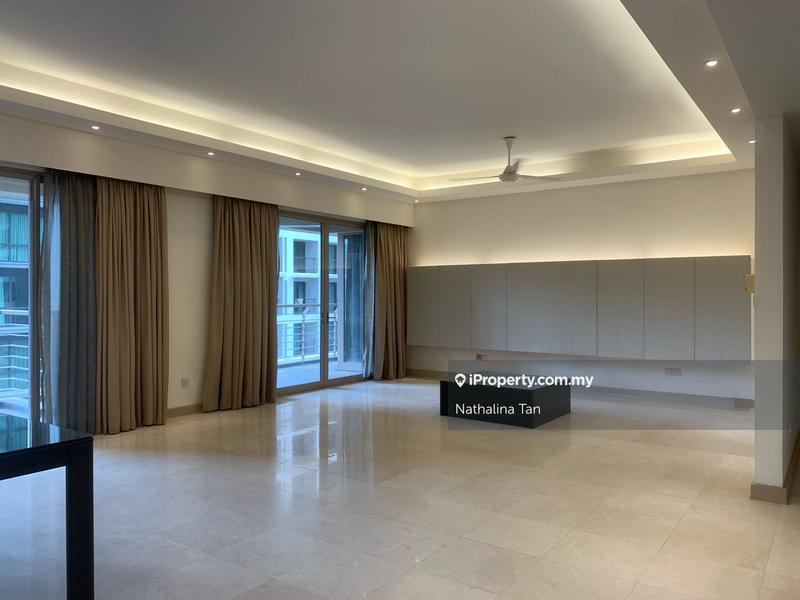 For Sale - Hampshire Park Condominium