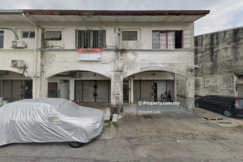 For Sale - 2sty Shop Lot for Sale at Kawasan Perindustrian Balakong