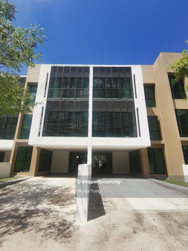 3-storey Terraced House for Sale in Leisure Farm, Gelang Patah by Alyssa Yong - iProperty.com.my