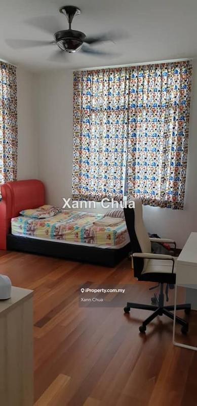 Rumah Berkembar untuk Dijual di Taman Equine, Seri Kembangan oleh Xann Chua - iProperty.com.my