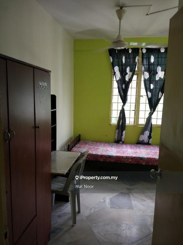 Pangsapuri untuk Dijual di Ilham Apartment oleh Mat Noor - iProperty.com.my
