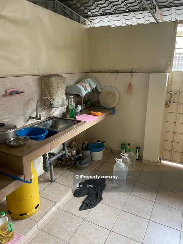 2-storey Terraced House for Sale in Taman Pinggiran Putra, Seri Kembangan by Ron Liew - iProperty.com.my