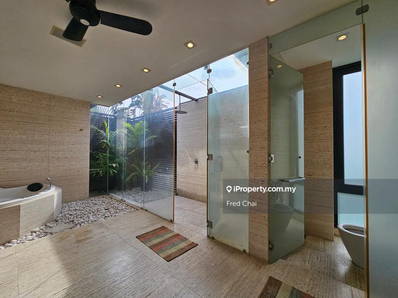 Bungalow House untuk Dijual di Bukit Gita Bayu, Seri Kembangan oleh Fred Chai - iProperty.com.my