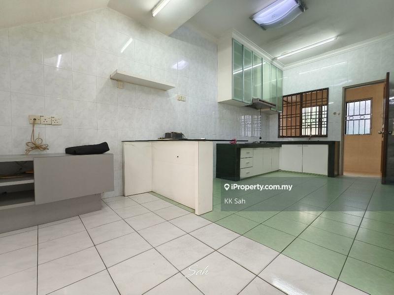 Rumah Teres 2-Tingkat untuk Dijual di Pekan Semenyih, Semenyih oleh KK Sah - iProperty.com.my