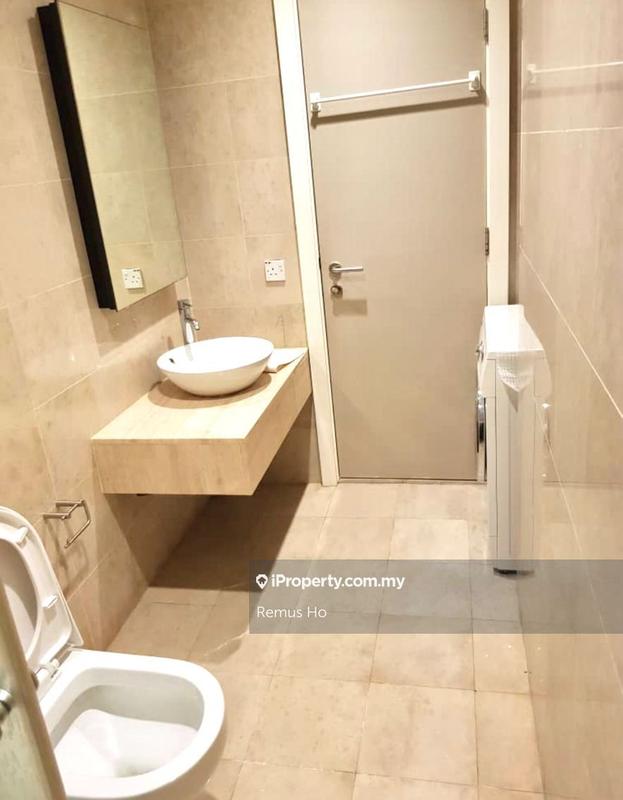 Service Residence for Sale in Bintang Fairlane Residences by Remus Ho - iProperty.com.my