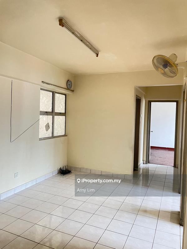 For Sale - Avenue Court