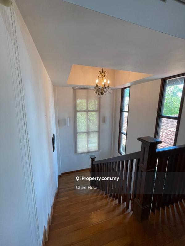 Rumah Berkembar untuk Dijual di Jalan Bunga Kaca Piring, Tanjung Bungah oleh Chee Hooi - iProperty.com.my