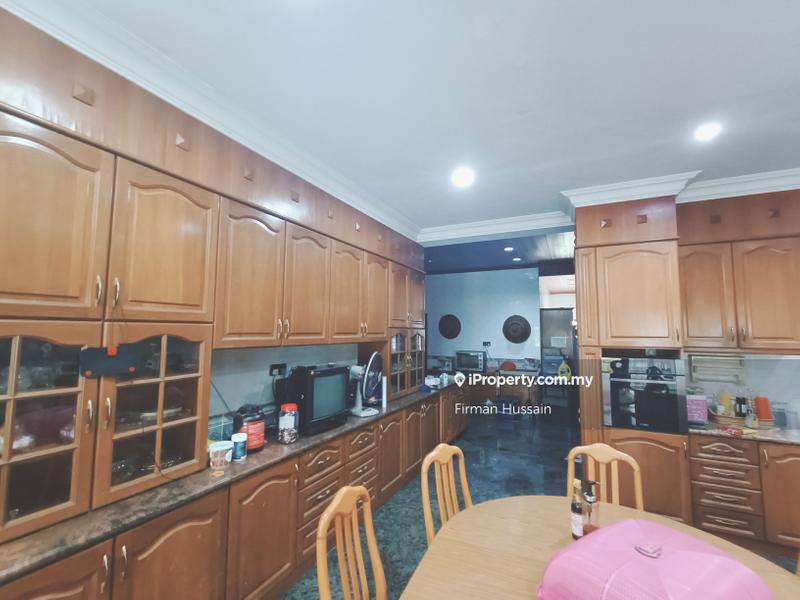 Bungalow House for Sale in Seksyen 7, Shah Alam by Firman Hussain - iProperty.com.my