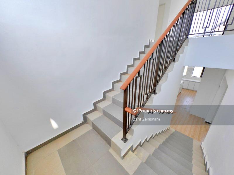 Banglo untuk Dijual di Alam Sari, Bangi oleh Zarif Zahisham - iProperty.com.my