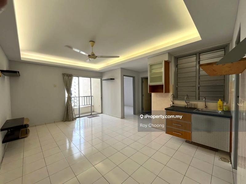 For Sale - Vista Pinggiran Apartment