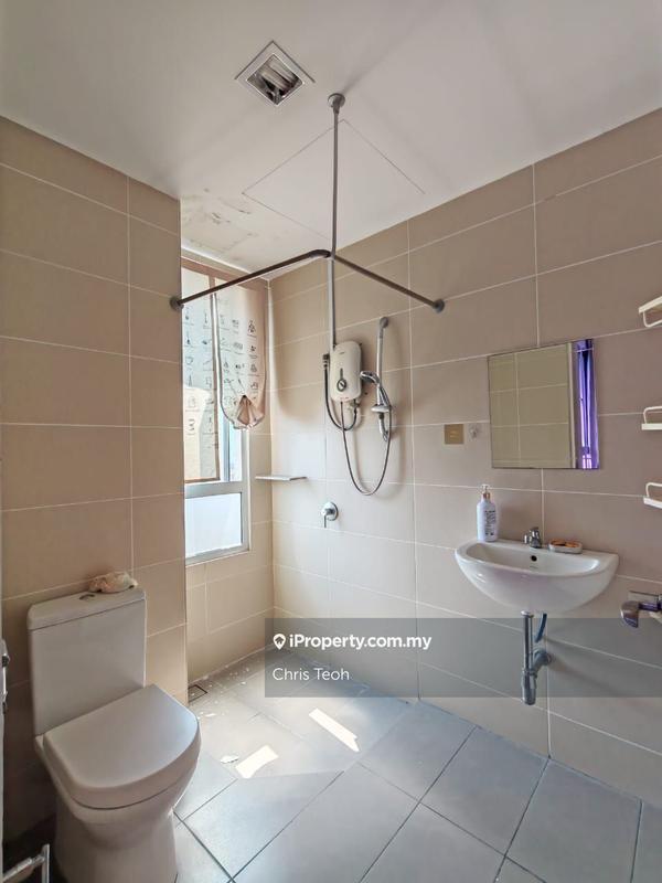 Kondominium untuk Dijual di Surin Condominium oleh Chris Teoh - iProperty.com.my