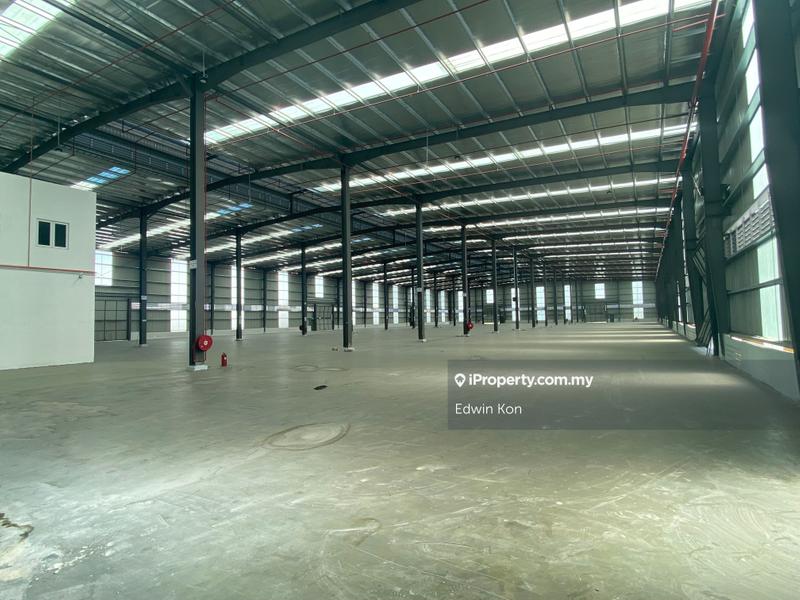 For Rent - 71,100 sf Warehouse for Rent in Proton City Tanjung Malim