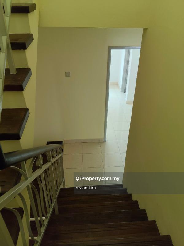 Rumah Teres 3-Tingkat untuk Dijual di Bukit Jambul, Bayan Lepas oleh Vivian Lim - iProperty.com.my