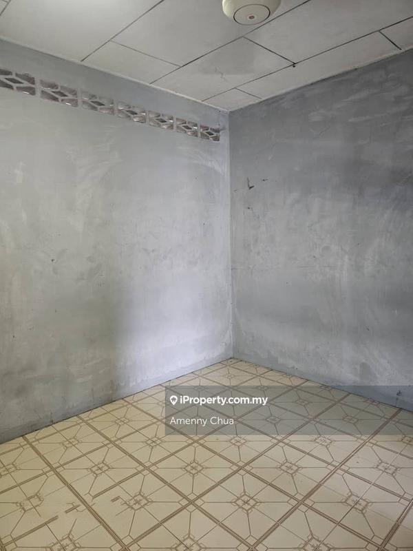 Rumah Berangkai 1 Tingkat untuk Disewa di Pekan Meru, Kapar oleh Amenny Chua - iProperty.com.my