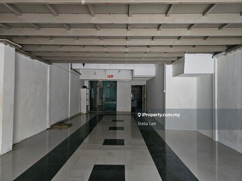 For Rent - Ground floor Shop