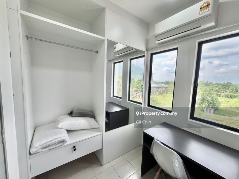 For Rent - Uni Suites