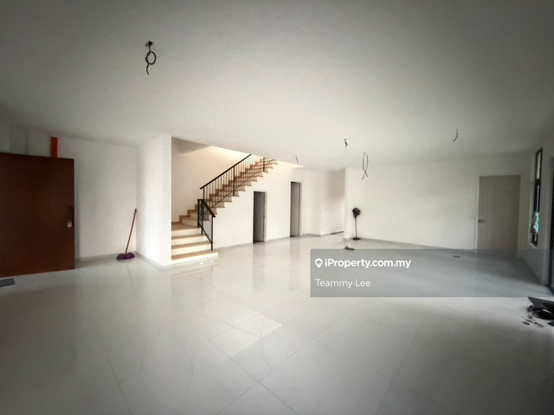 Rumah Berkembar untuk Dijual di Taman Ikhlas, Bandar Sungai Long oleh Teammy Lee - iProperty.com.my