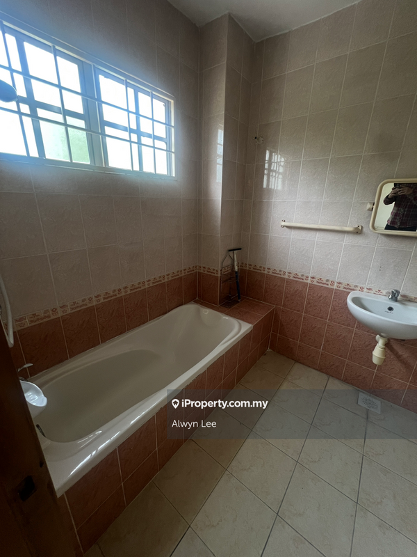 Rumah Teres 2.5-Tingkat untuk Dijual di Taman Minang Ria, Cheras oleh Alwyn Lee - iProperty.com.my