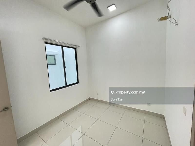 Rumah Berkembar untuk Dijual di Bandar Rimbayu, Telok Panglima Garang oleh Jen Tan - iProperty.com.my