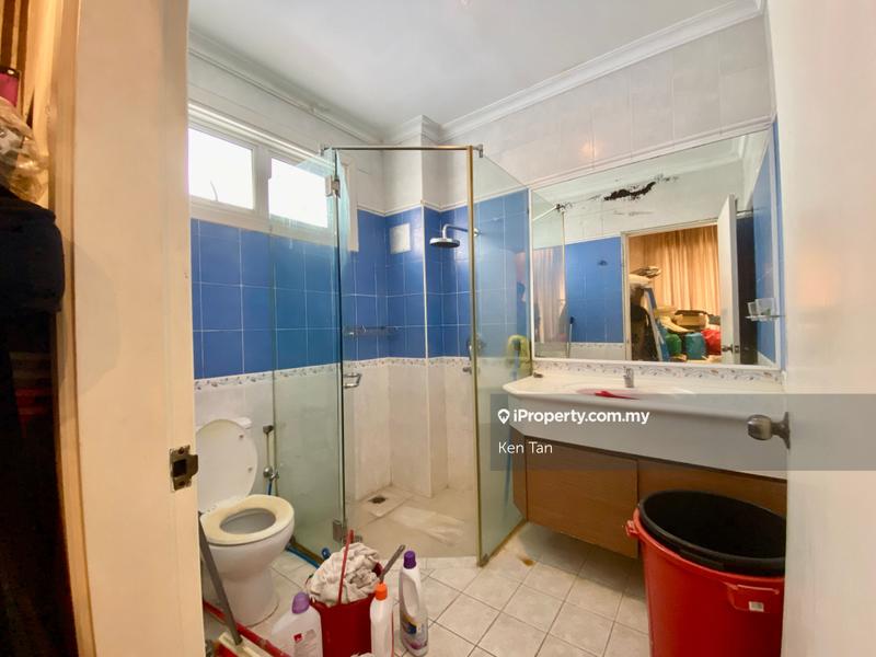 Bungalow House for Sale in Mutiara Damansara, Selangor by Ken Tan - iProperty.com.my