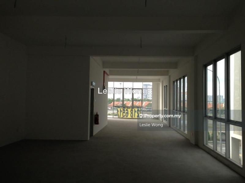 Shop / Office untuk Dijual di Taman Saujana Puchong oleh Leslie Wong - iProperty.com.my