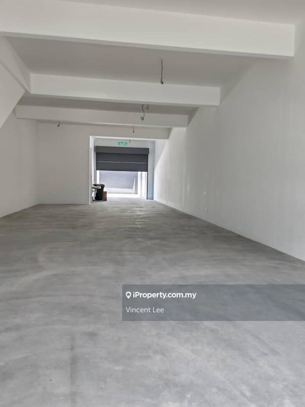 For Rent - 2sty Shop Lot for Rent at Uptown Square U2