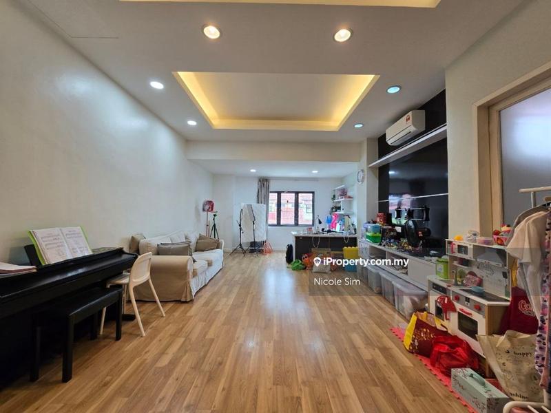 3-storey Terraced House for Sale in Taman Esplanad, Bukit Jalil by Nicole Sim - iProperty.com.my
