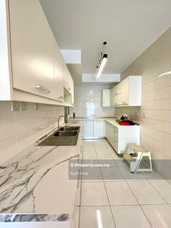 Service Residence for Rent in Kiara Designer Suites by April How - iProperty.com.my