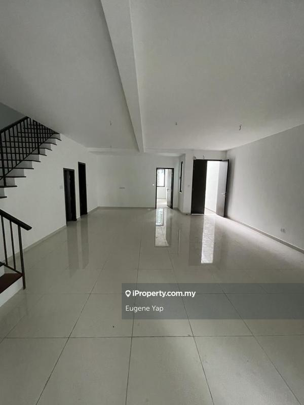 3-storey Terraced House untuk Dijual di Bukit Rahman Putra, Sungai Buloh oleh Eugene Yap - iProperty.com.my