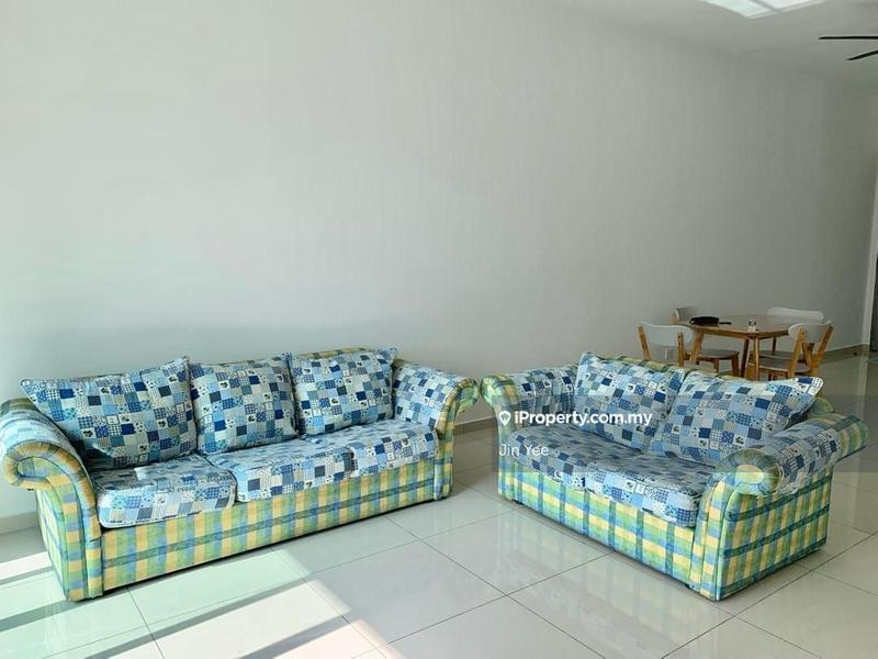 For Rent - Iris Residence