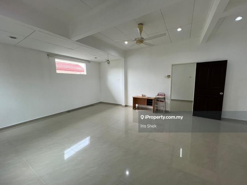 Rumah Berangkai 2 Tingkat untuk Dijual di Kota Kemuning, Shah Alam oleh Iris Shek - iProperty.com.my