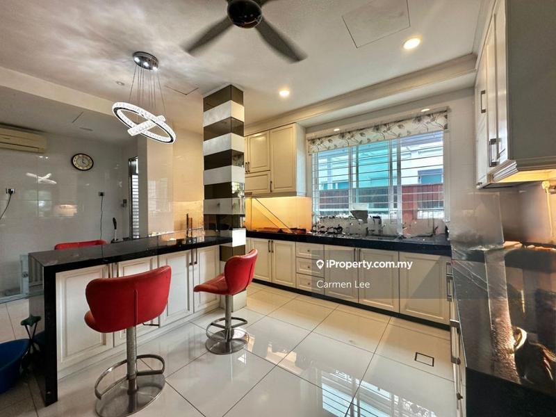 Bungalow House for Sale in Putra Heights, Subang Jaya by Carmen Lee - iProperty.com.my