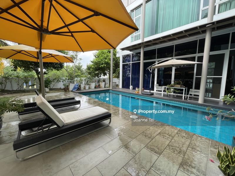 Bungalow House for Sale in Perdana Lakeview East, Cyberjaya, Cyberjaya by Joanne Tei - iProperty.com.my
