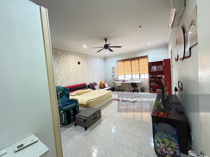 Rumah Berkembar untuk Dijual di Bandar Nusaputra, Puchong oleh Kuro Chan - iProperty.com.my