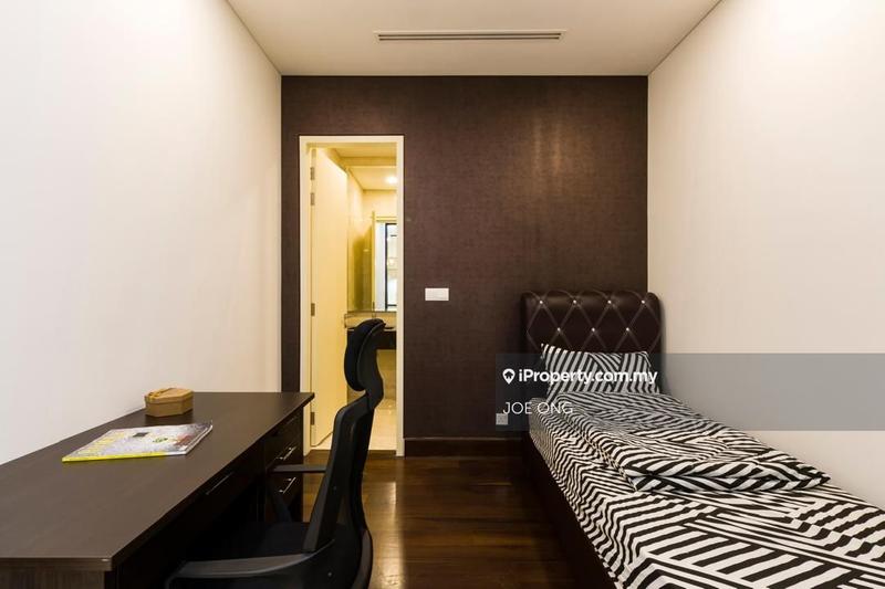 For Sale - Banyan Tree Signatures