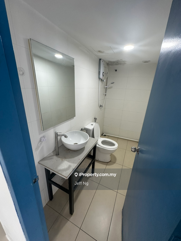 Kediaman Servis untuk Disewa di Colonial @ Empire City oleh Jeff Ng - Guest toilet - iProperty.com.my