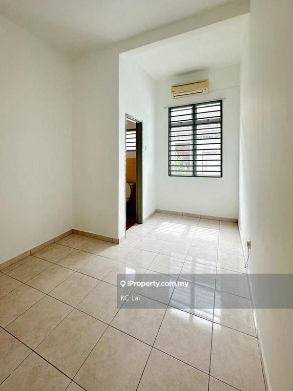 Rumah Teres 2-Tingkat untuk Dijual di Taman Mutiara Galla, Seremban oleh KC Lai - iProperty.com.my