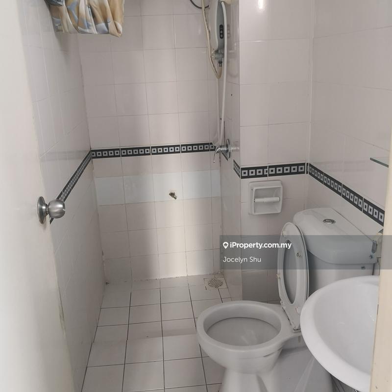 Service Residence for Sale in Maytower Serviced Residences by Jocelyn Shu - iProperty.com.my