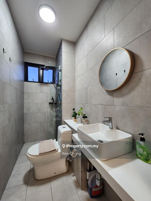 Service Residence for Sale in The Shore by Ken Chong - iProperty.com.my