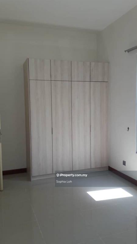 Rumah Berkembar untuk Dijual di Seri Kembangan, Selangor oleh Sophia Loh - iProperty.com.my