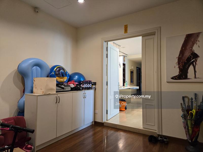 For Sale - Desa Eight