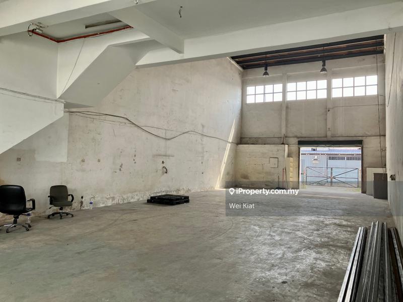 Kilang Teres untuk Dijual di Uep Industrial Park, Subang Jaya oleh Wei Kiat - iProperty.com.my
