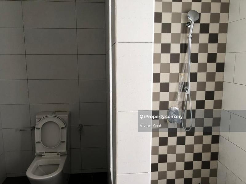 3-storey Terraced House for Sale in [3 Storey SuperLink Hse Endlot] Denai Amaryllis 1, Rawang by Vivian Yeoh - iProperty.com.my