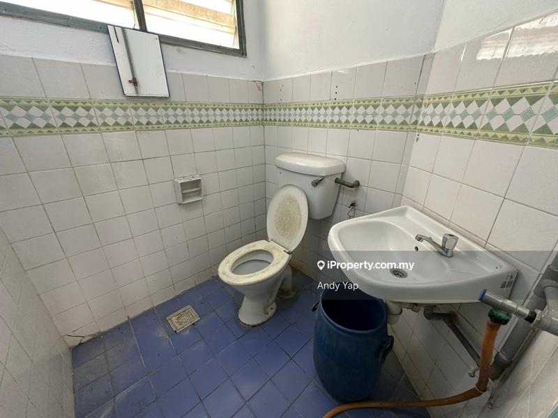 Terraced House for Sale in Bandar Country Homes, Rawang by Andy Yap - iProperty.com.my