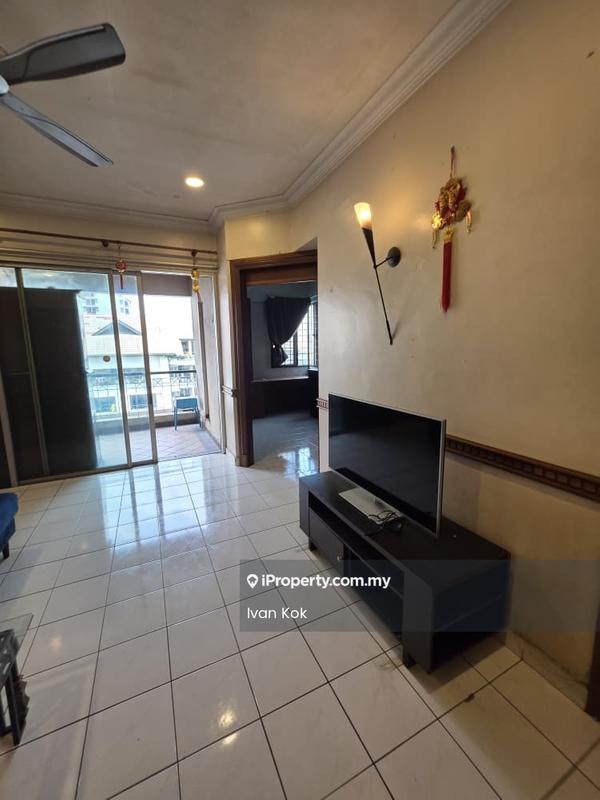 Condominium for Sale in Riana Green Condominium by Ivan Kok - Living Room - iProperty.com.my