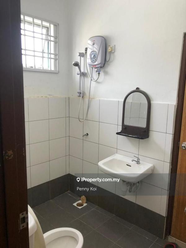 Rumah Berangkai 2 Tingkat untuk Dijual di Pengerang, Johor oleh Penny Koi - iProperty.com.my