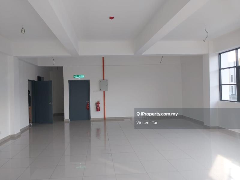 For Rent - Brand New 3 Storey Semi Detached Factory in Nilai( 5 minitues from toll exit)