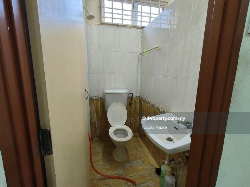 Pejabat untuk Disewa di Taman Seri Chemerlang, Kota Bharu oleh Nabila Nazori - iProperty.com.my