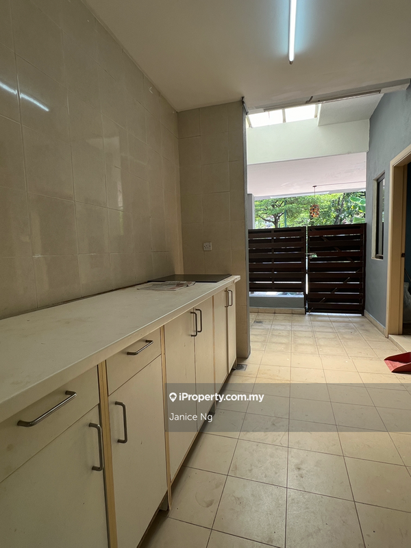 Rumah Teres 2.5-Tingkat untuk Dijual di Sierramas, Sungai Buloh oleh Janice Ng - iProperty.com.my